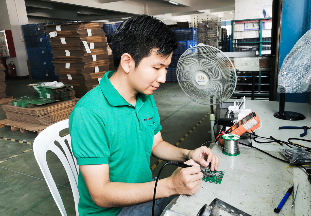 冠雅人風(fēng)采∣此心安處是維修，持匠心鑄品質(zhì)電子科技
